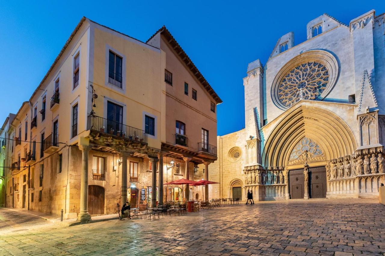 Forum Tarragona Buitenkant foto
